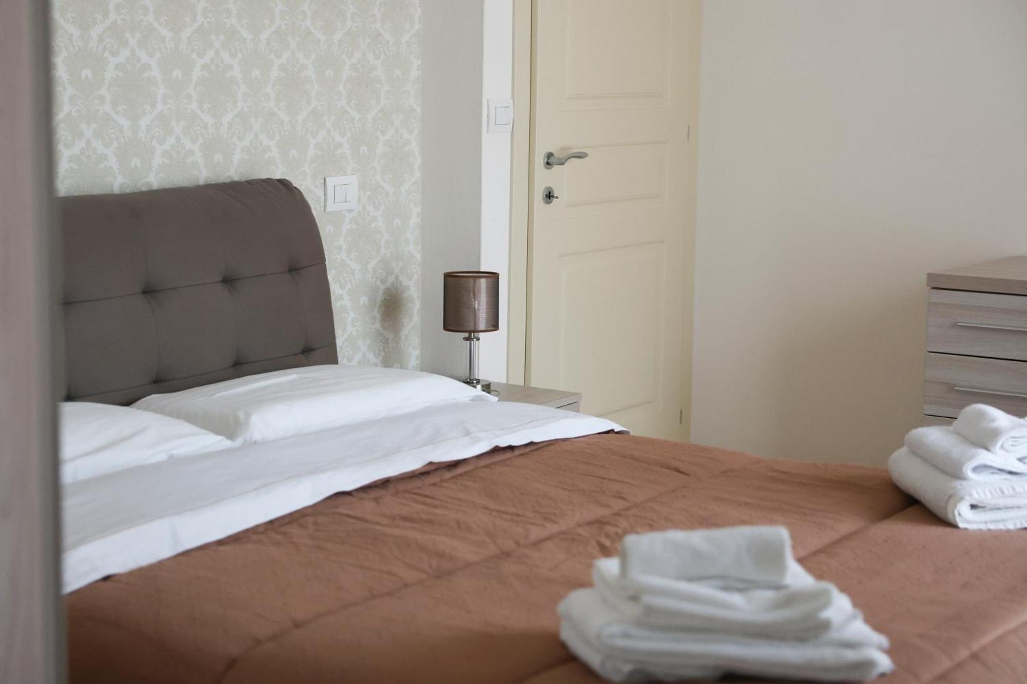 Blancohouse - Berto Luxury Rimini Centro Storico Apartment Bagian luar foto