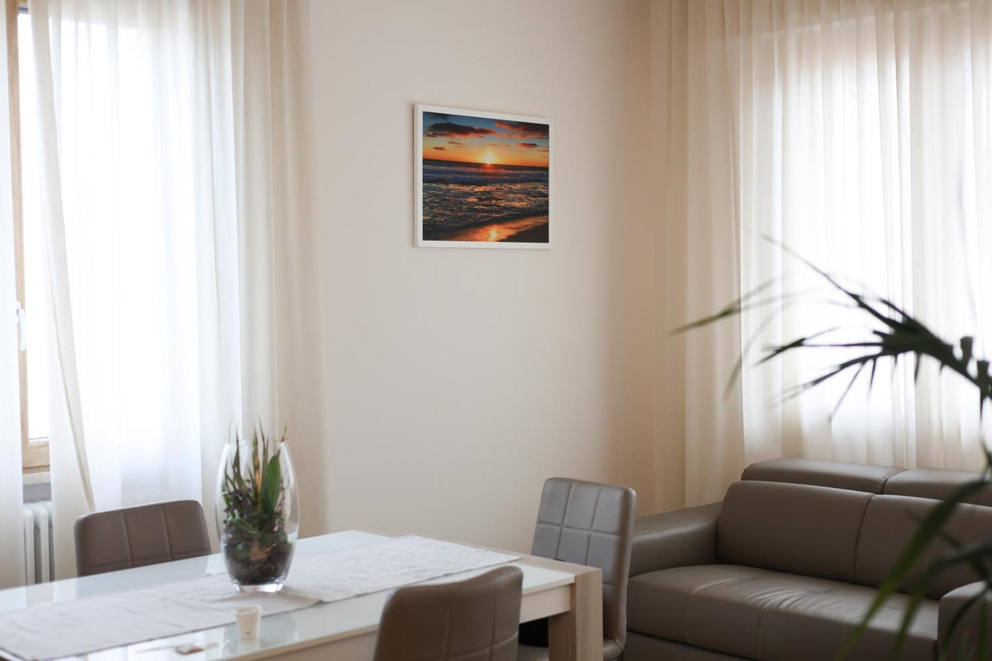 Blancohouse - Berto Luxury Rimini Centro Storico Apartment Bagian luar foto